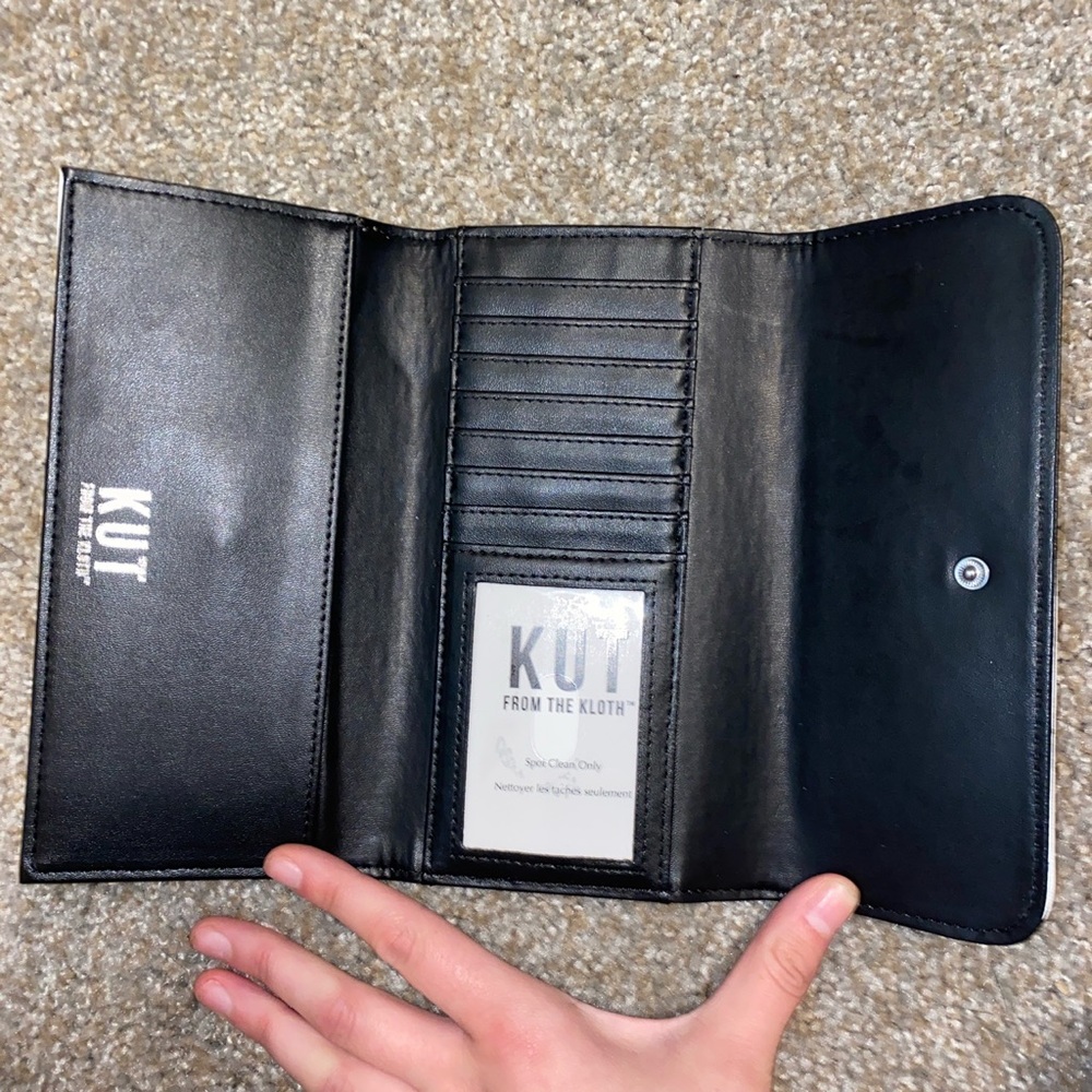 🐛Adorable Slim striped wallet! - Picture 4 of 4
